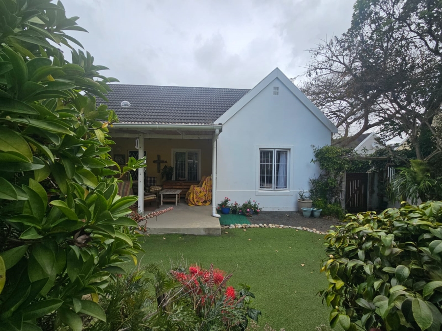 3 Bedroom Property for Sale in Loerie Park Western Cape